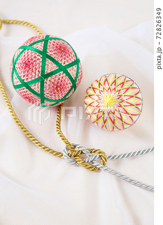 手鞠とあわじ結びの紐 72826349