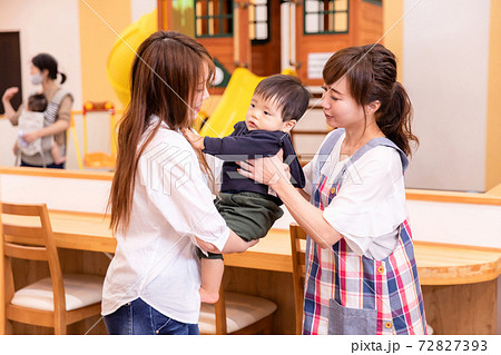 保育士／託児所／児童館／ベビーシッター 72827393