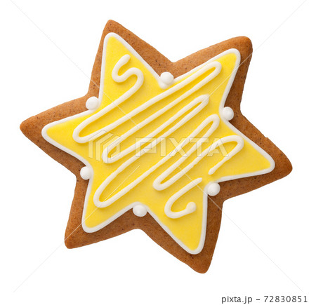 Gingerbread Star Isolated On White Background 72830851