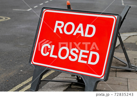 Road closed 72835243