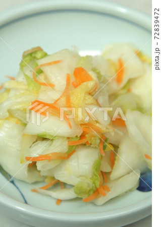白菜とゆずの漬物 白菜とゆずの漬物 72839472
