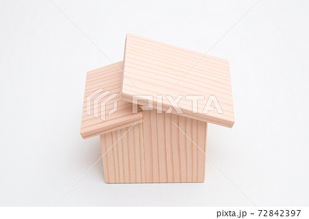 住宅　マイホーム　イメージ 72842397