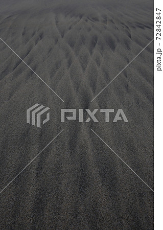 砂浜の風紋　砂紋 72842847