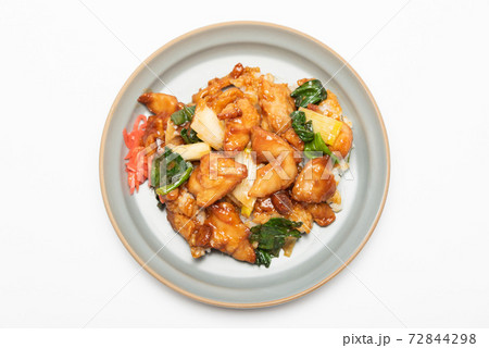 焼き鳥丼 焼き鳥丼 72844298