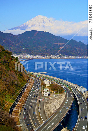 正月薩埵峠から望む富士山 正月薩埵峠から望む富士山 72845399