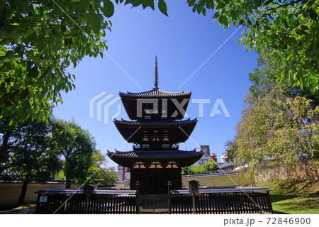 古都奈良の世界文化財　興福寺 三重塔 72846900