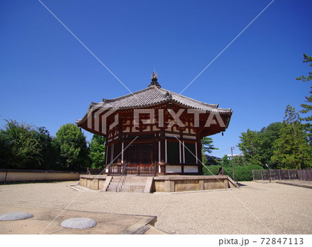 古都奈良の世界文化財　興福寺 北円堂 72847113