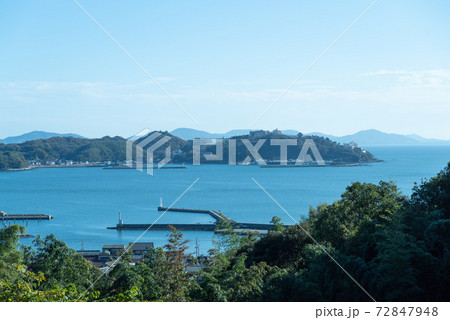 海がある街 海がある街 72847948