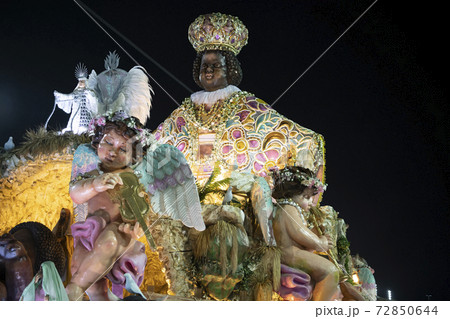 Rio de Janeiro, Brasil-  FebrRio de Janeiro, Brasil-  February 29, 2020: Samba Parade at the 2020 Carnival Champions Paraduary 29, 2020: Samba Parade at the 2020 Carnival Champions Parade, Sambodromo  72850644