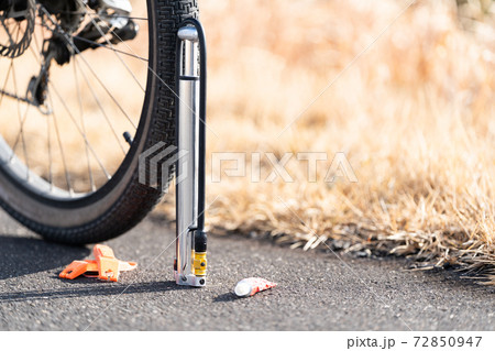 自転車のパンク修理セット 自転車のパンク修理セット 72850947