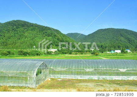 郡山駅から会津若松駅までの磐越西線車窓からの風景 郡山駅から会津若松駅までの磐越西線車窓からの風景 72851930
