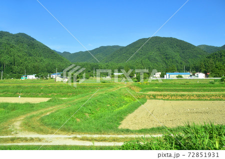 郡山駅から会津若松駅までの磐越西線車窓からの風景 72851931