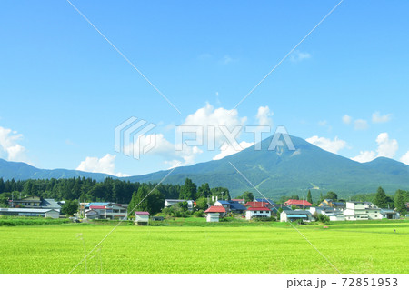郡山駅から会津若松駅までの磐越西線車窓からの風景 郡山駅から会津若松駅までの磐越西線車窓からの風景 72851953