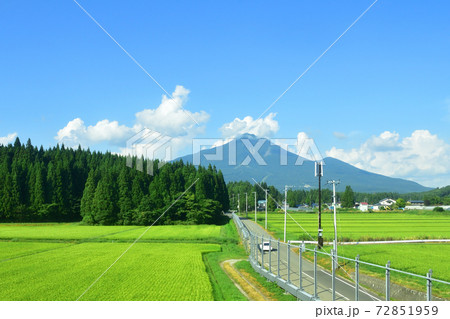 郡山駅から会津若松駅までの磐越西線車窓からの風景 72851959