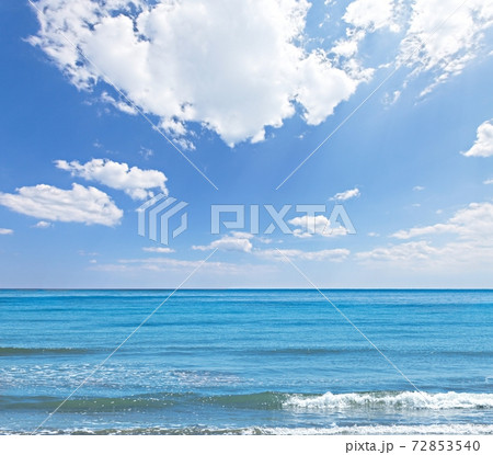 Sea 72853540