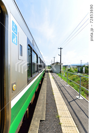 会津川口駅から会津駅までの只見線車窓からの風景 72853690