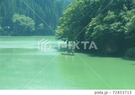 会津川口駅から会津駅までの只見線車窓からの風景 72853713