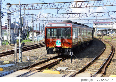 会津川口駅から会津駅までの只見線車窓からの風景 72853717