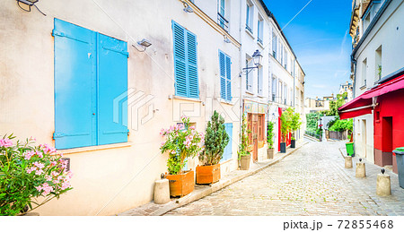 cityscape Mont Matre , Paris, France 72855468