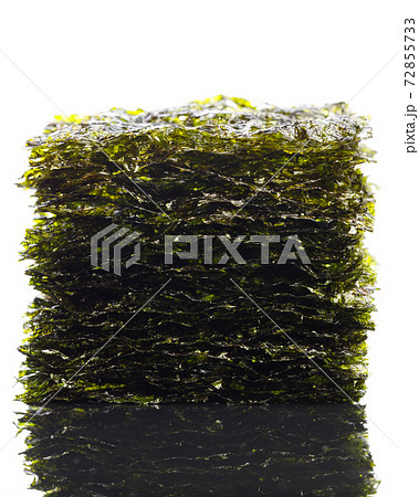 dried nori seaweed laminaria sheets, isolated on white 72855733
