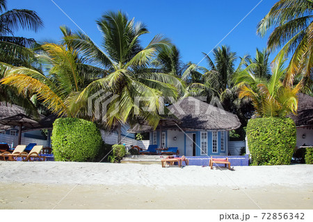 Beach bungalows, Maldives 72856342
