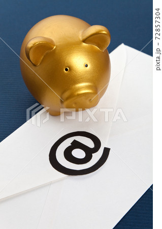 E-Mail and piggy bank E-Mail and piggy bank 72857304