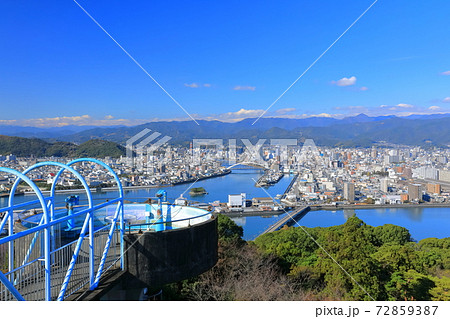 【高知県】五台山公園からの眺望(高知市街) 【高知県】五台山公園からの眺望(高知市街) 72859387