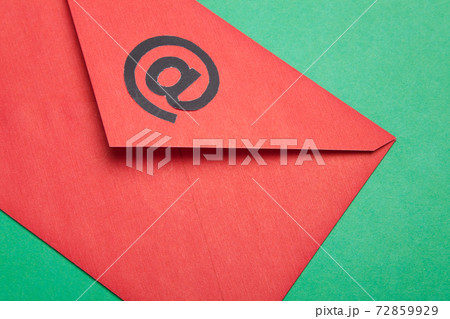 E-Mail 72859929