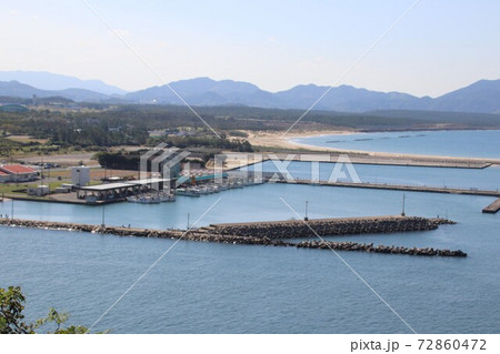 芦屋町の魚見展望台から見た芦屋港 芦屋町の魚見展望台から見た芦屋港 72860472