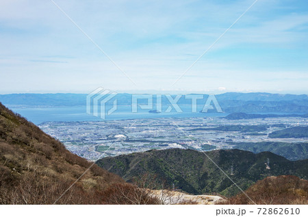 伊吹山ドライブウエイで山頂登山 72862610