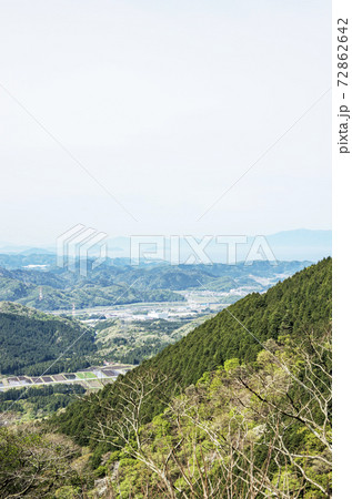 伊吹山ドライブウエイで山頂登山 72862642