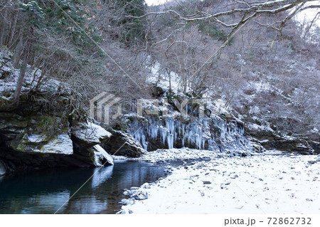 秩父市大滝 三十槌の氷柱 秩父市大滝 三十槌の氷柱 72862732