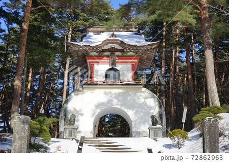 遠野の冬　福泉寺 72862963