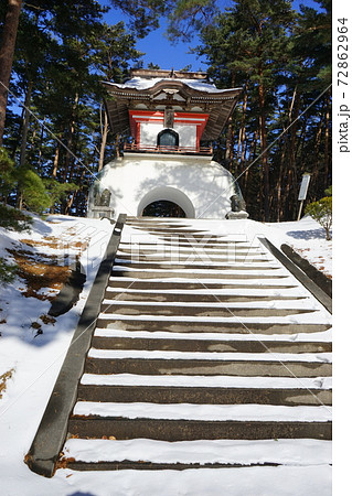 遠野の冬　福泉寺 72862964