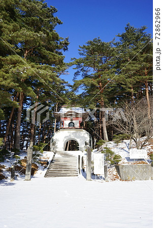 遠野の冬　福泉寺 72862966