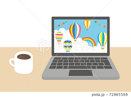 ノートパソコンとコーヒーのイラスト 気球と青空の壁紙 のイラスト素材