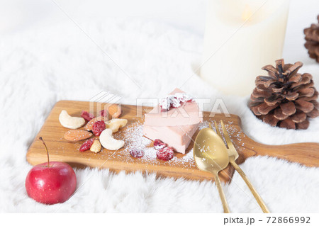 デザートチーズとナッツの盛り合わせ デザートチーズとナッツの盛り合わせ 72866992