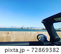 オープンカーの風景 72869382