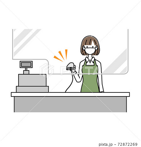 感染症対策をしている女性レジ店員がバーコードリーダーを持っている 72872269