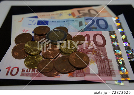 ユーロ 紙幣 硬貨 ユーロ 紙幣 硬貨 72872629