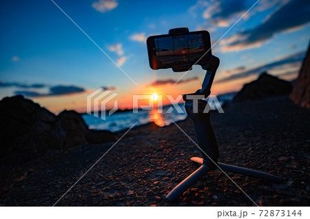 夕焼けのタイムラプス撮影 72873144