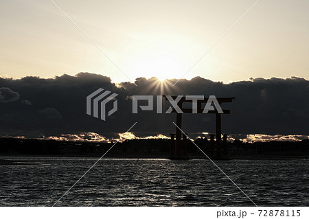 浜名湖　弁天島の夕刻 72878115