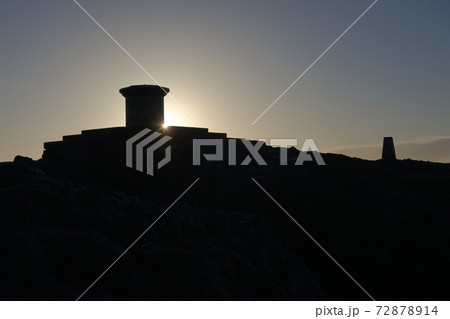 4 - Silhouette ridge at malvern hill summit, trig point and toposcope 4 - Silhouette ridge at malvern hill summit, trig point and toposcope 72878914