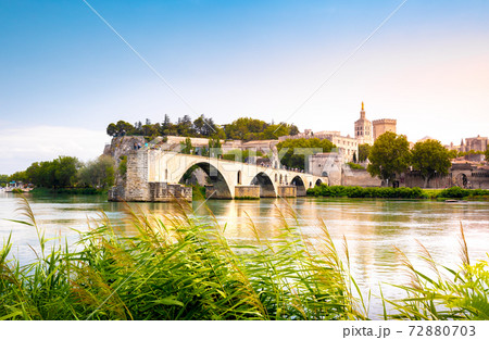 Saint Benezet bridge in Avignon in a beautiful summer day, France 72880703