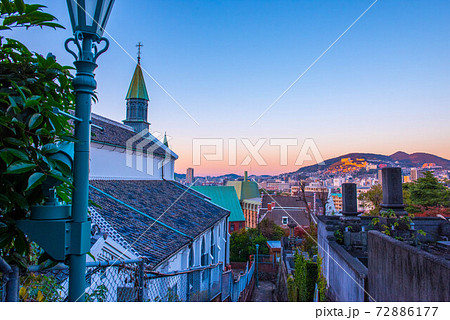 長崎　夕暮れ街歩き 72886177