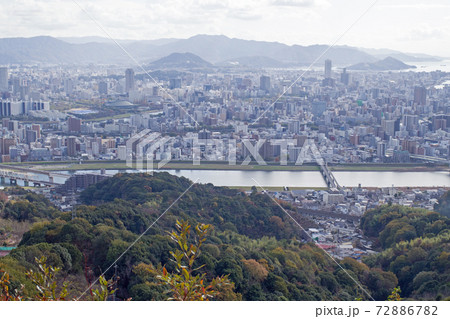 広島竜王公園から眺めた街並の景色 広島竜王公園から眺めた街並の景色 72886782