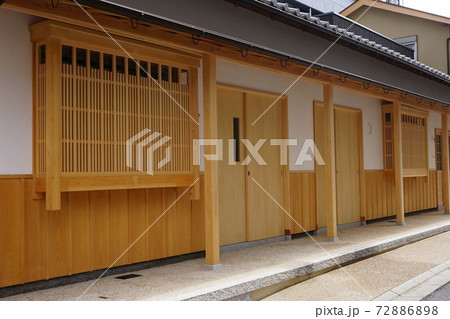長屋作り建物順日本式、昔懐かしい新築建物です。 72886898