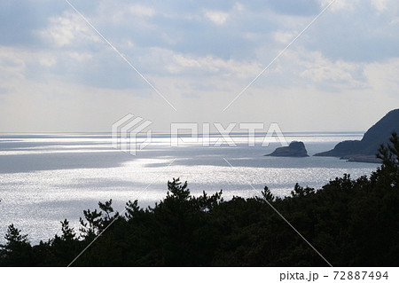 帽子山展望所ょり弁天島方向海峡を望む 帽子山展望所ょり弁天島方向海峡を望む 72887494