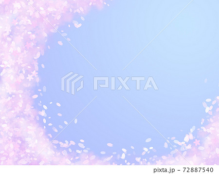 青空と満開の桜 72887540