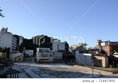 粟津温泉の街並み 72887900